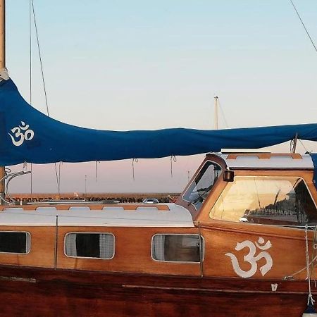 "Om" Yacht Hotel Nida Eksteriør billede