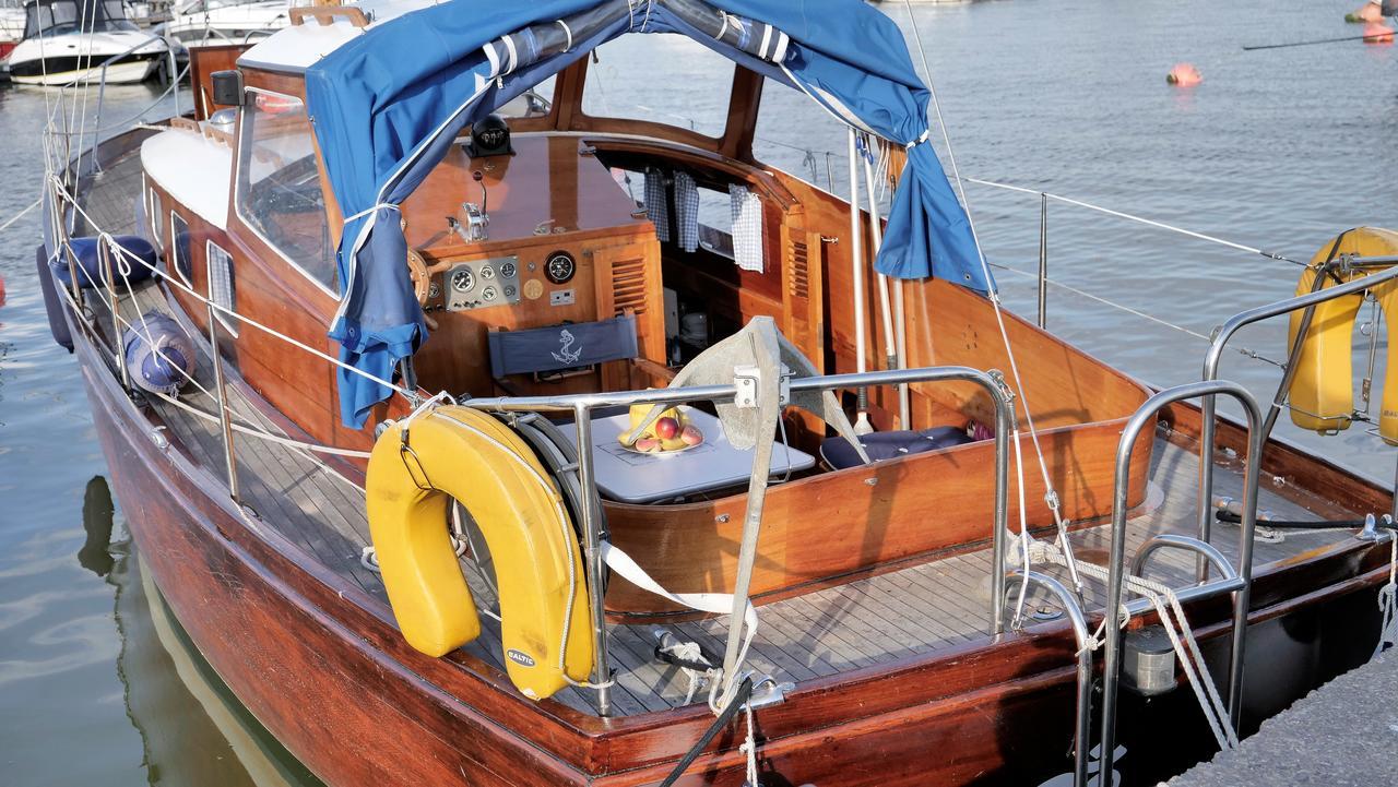 "Om" Yacht Hotel Nida Eksteriør billede