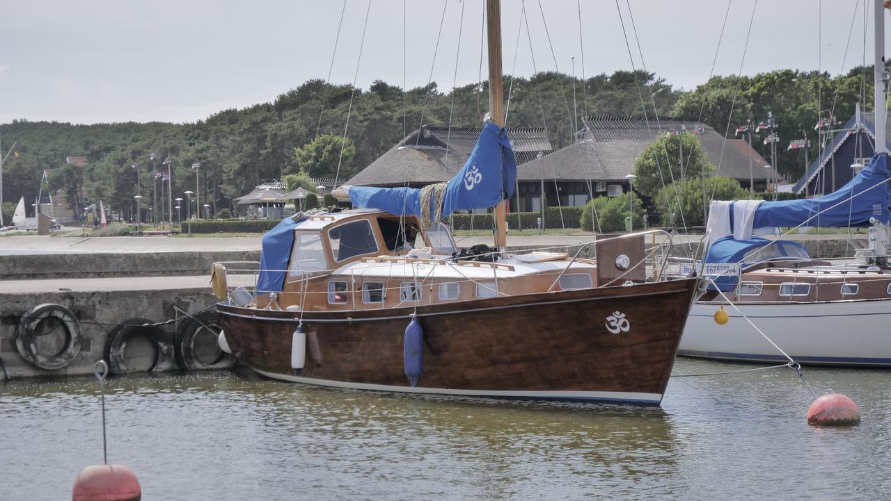 "Om" Yacht Hotel Nida Eksteriør billede
